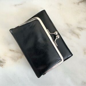 NWT Danier Black Genuine Leather Trifold Wallet